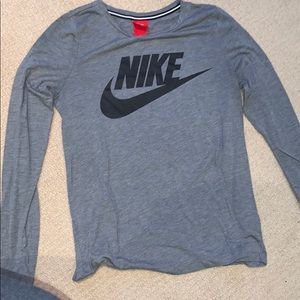 Gray Nike long sleeve shirt